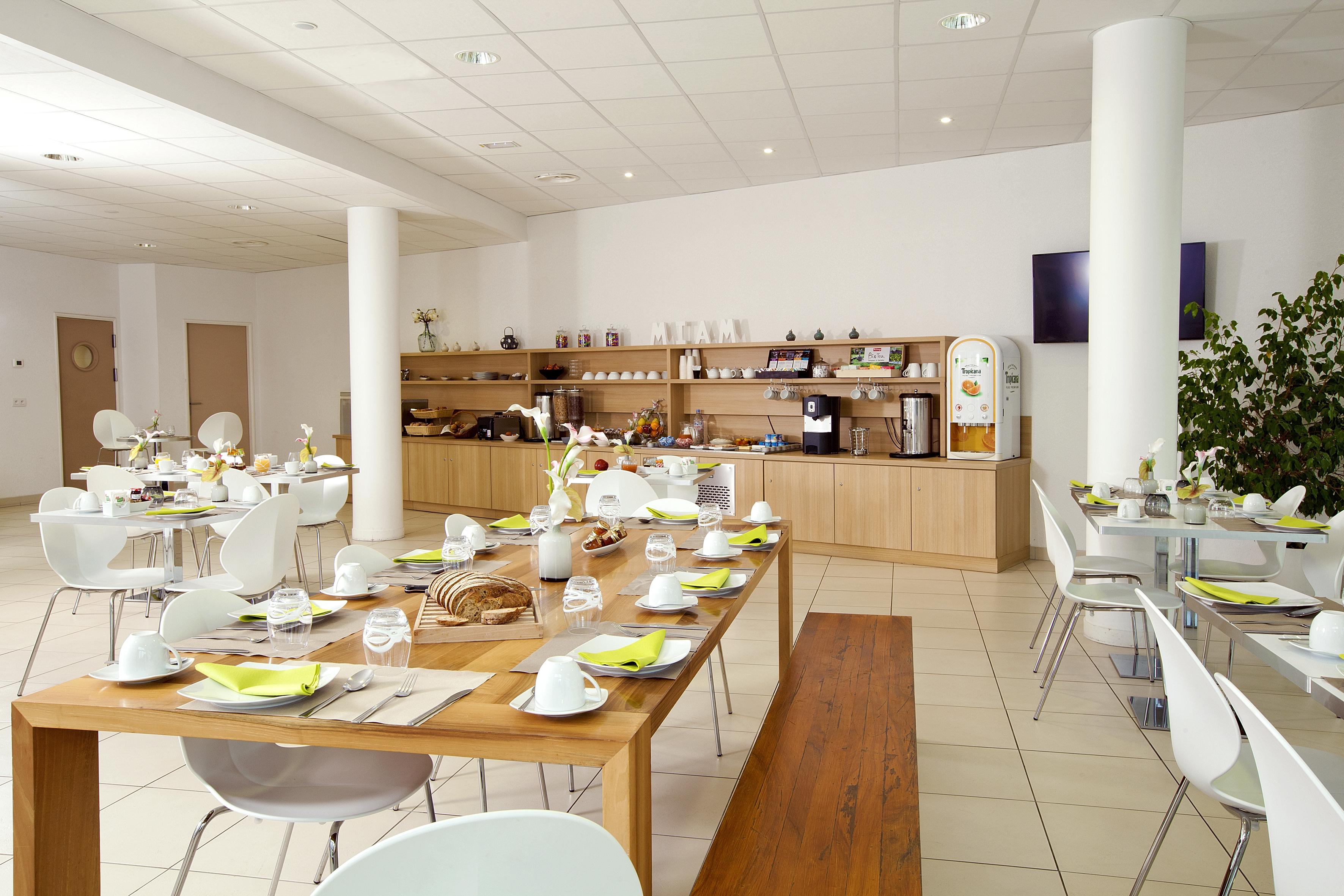 Residhome Neuilly Bords De Marne מראה חיצוני תמונה