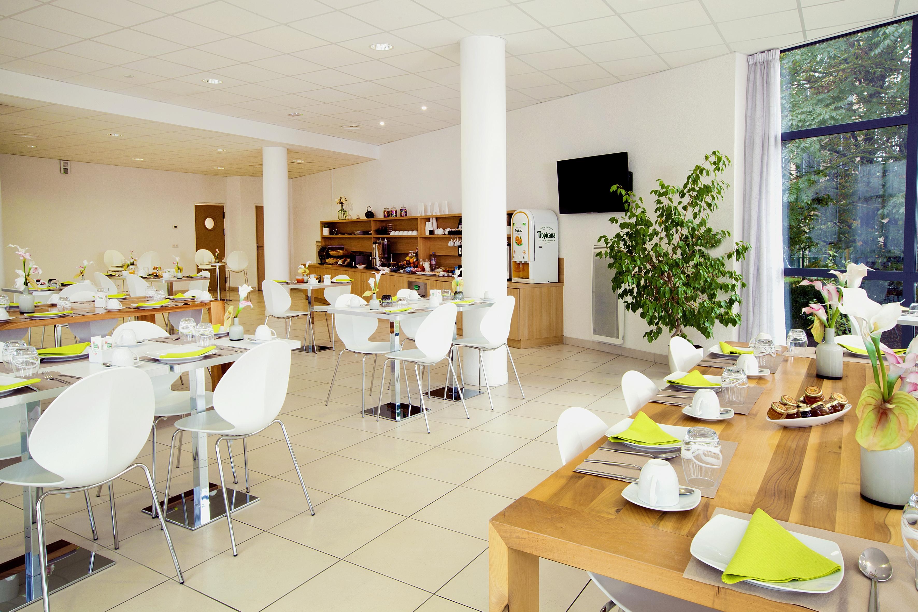 Residhome Neuilly Bords De Marne מראה חיצוני תמונה