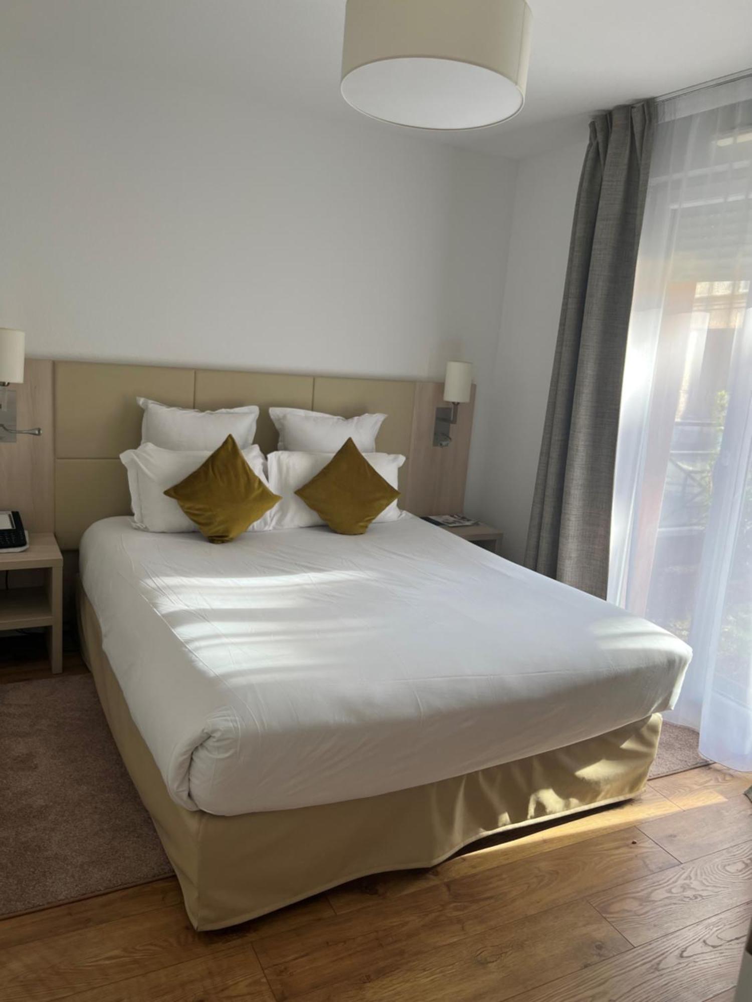 Residhome Neuilly Bords De Marne מראה חיצוני תמונה