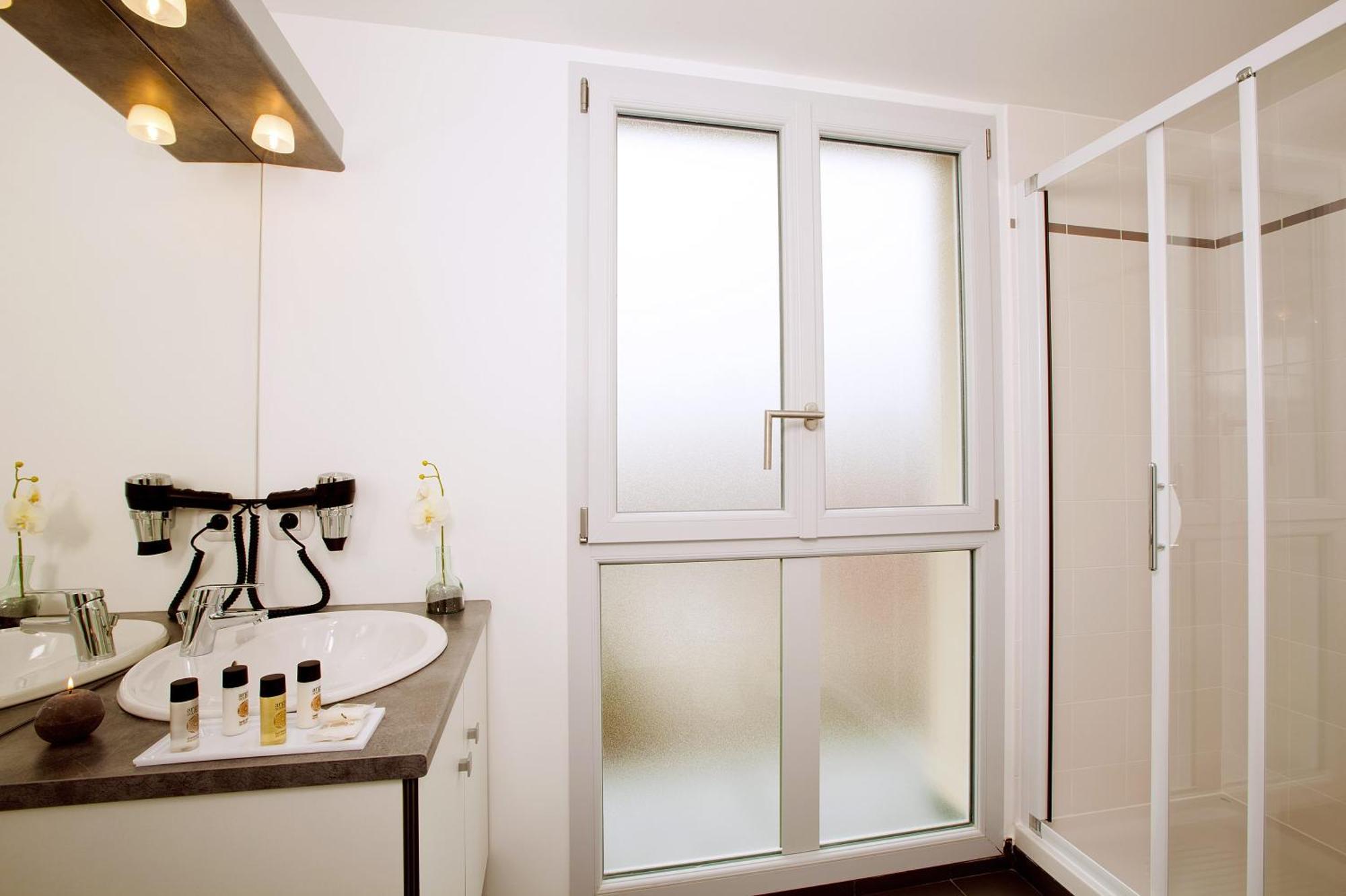 Residhome Neuilly Bords De Marne מראה חיצוני תמונה